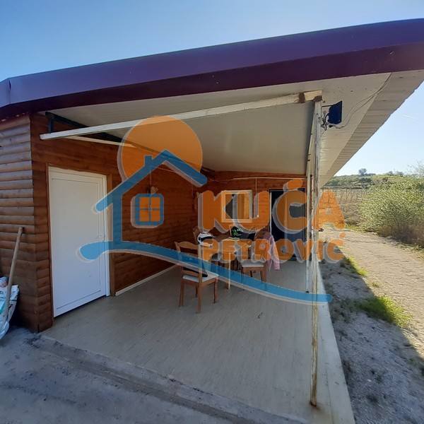 Plac, Crvena Reka ID: p-09849 13