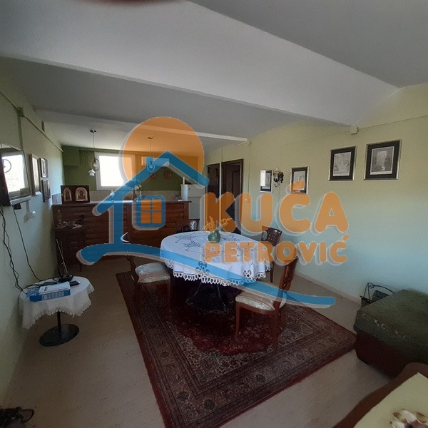 Plac, Crvena Reka ID: p-09849 14