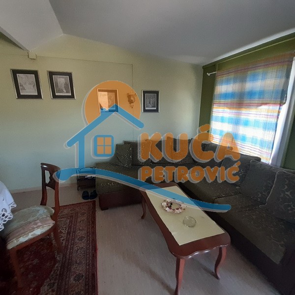 Plac, Crvena Reka ID: p-09849 15