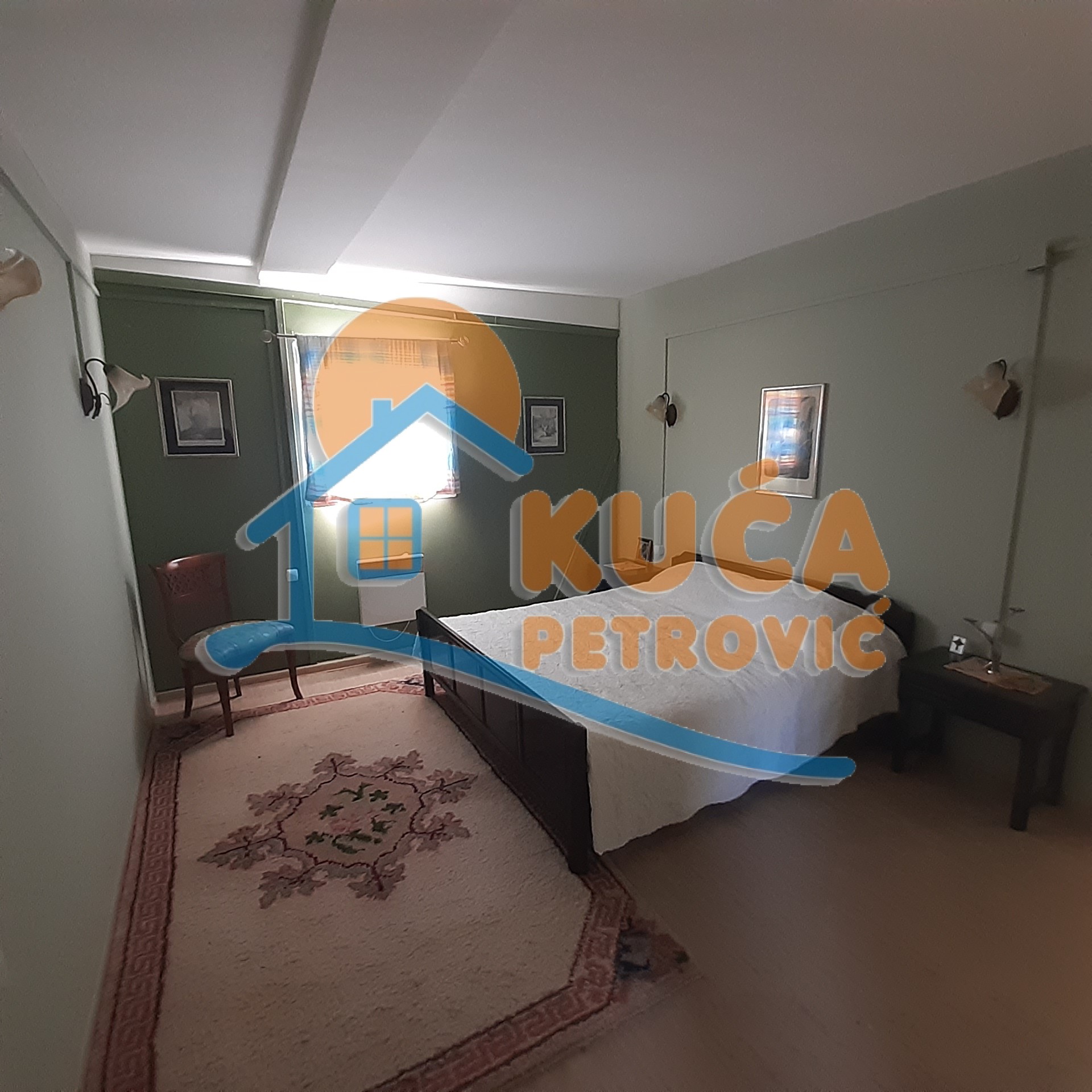 Plac, Crvena Reka ID: p-09849 18