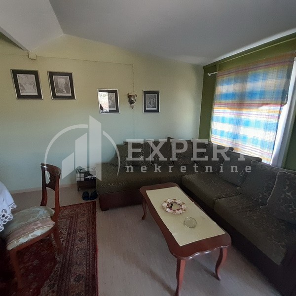 Plac, Crvena Reka ID: p-09849 15