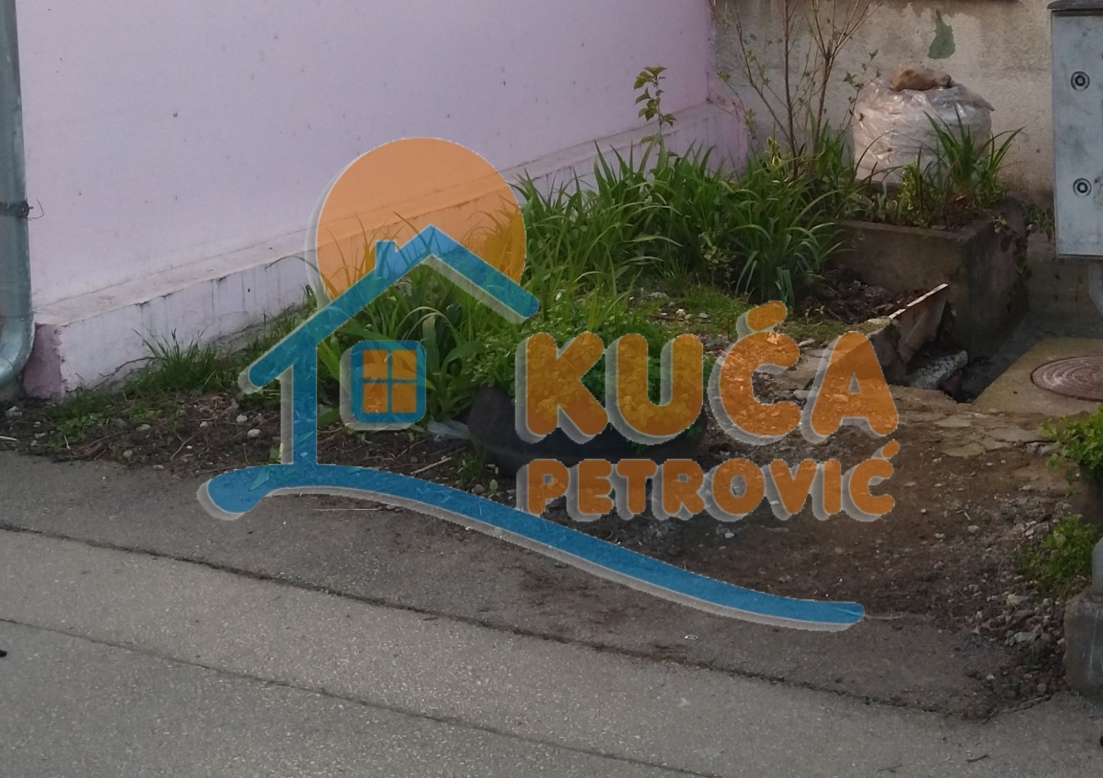 Plac, Durlan, Knjaževačka ID: i-011122 2