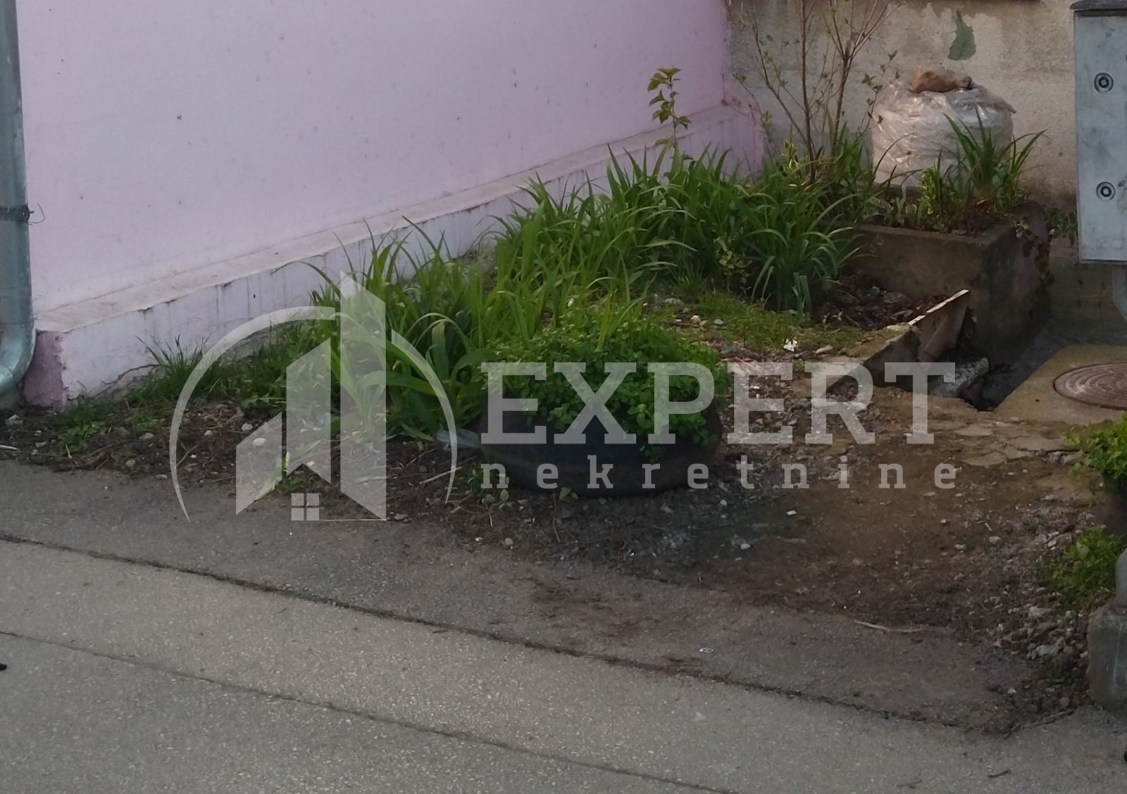 Plac, Durlan, Knjaževačka ID: i-011122 2