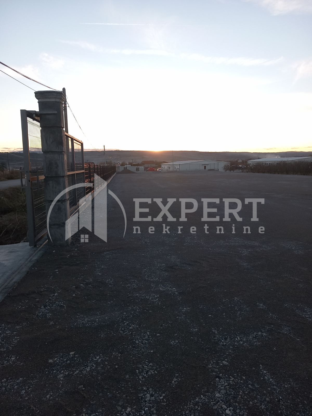 Plac, Merošina ID: i-010201 2