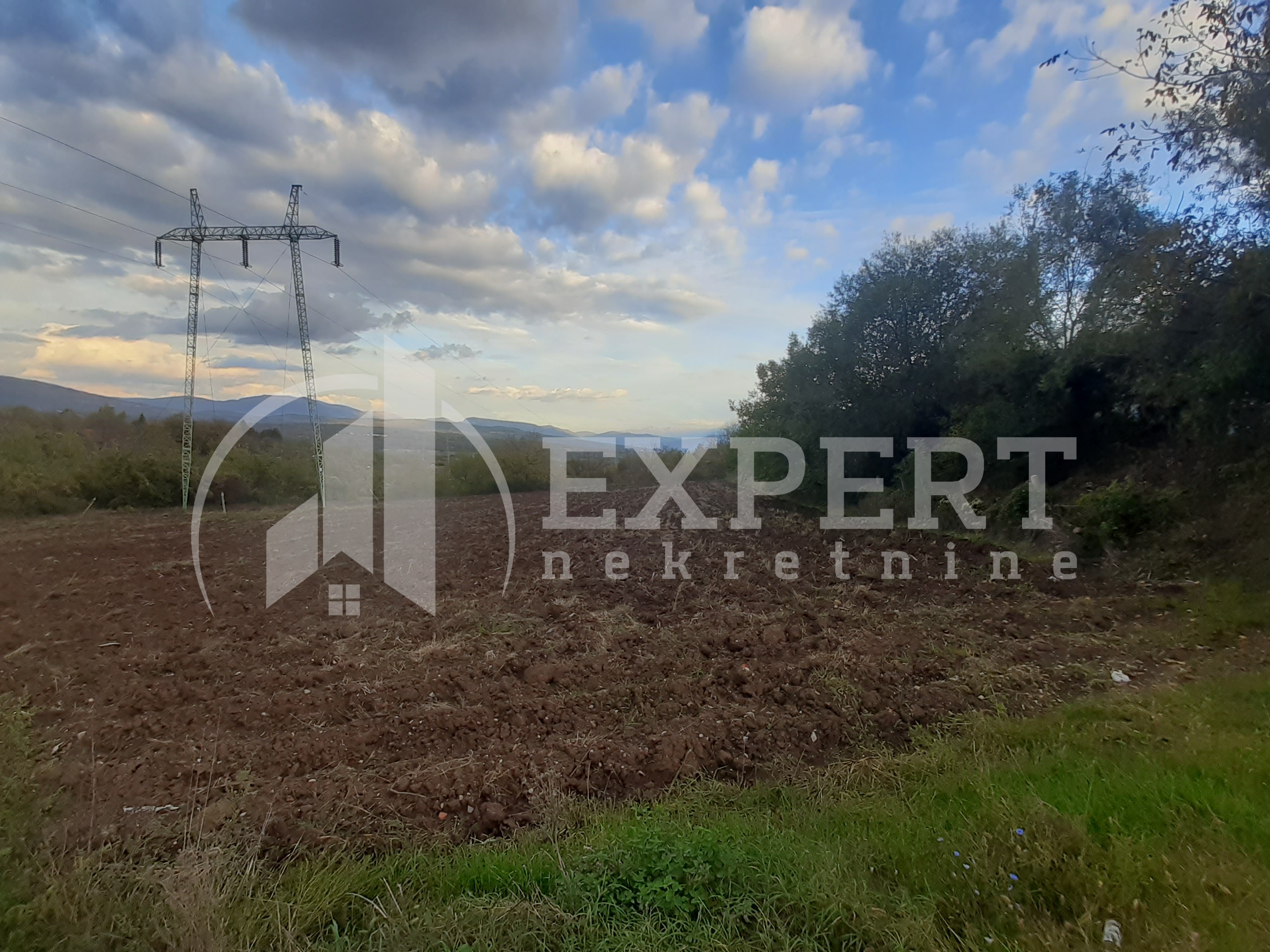 Plac, Vinik, Vinik ID: p-06886 2