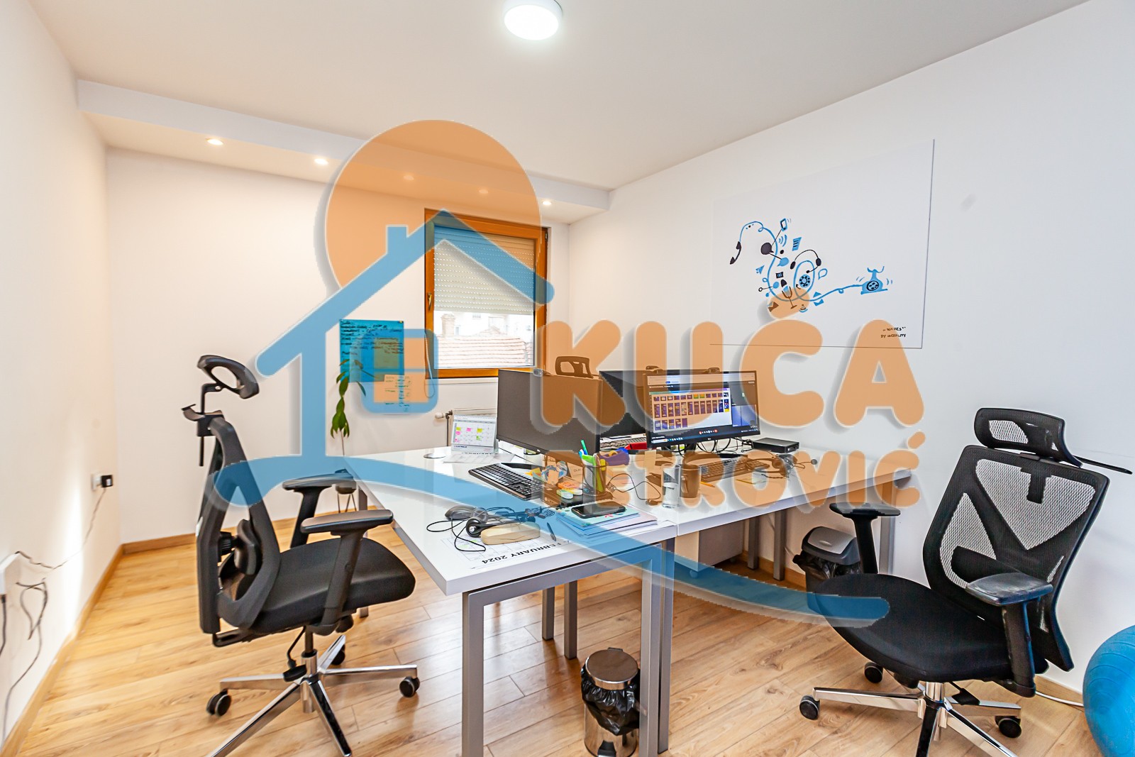 Trosoban stan, 108 m2, Centar, Kej Kola srpskih sestara ID: p-010800 7