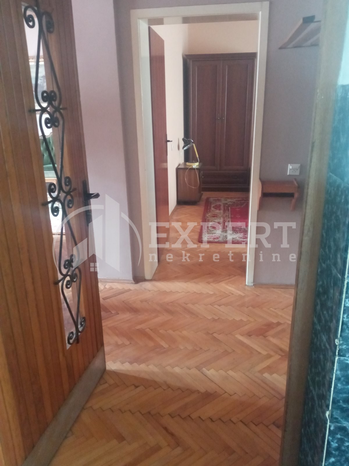 Trosoban stan, 120 m2, Marger, Dositeja Obradovića ID: i-07101 12