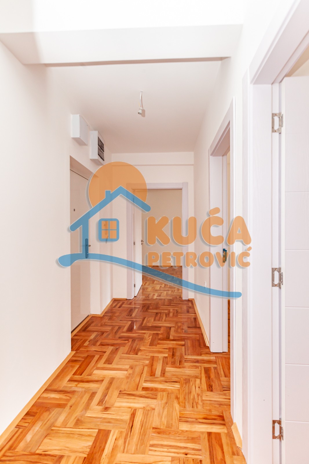 Trosoban stan, 58.6 m2, Pantelej, Borska ID: p-08594 10