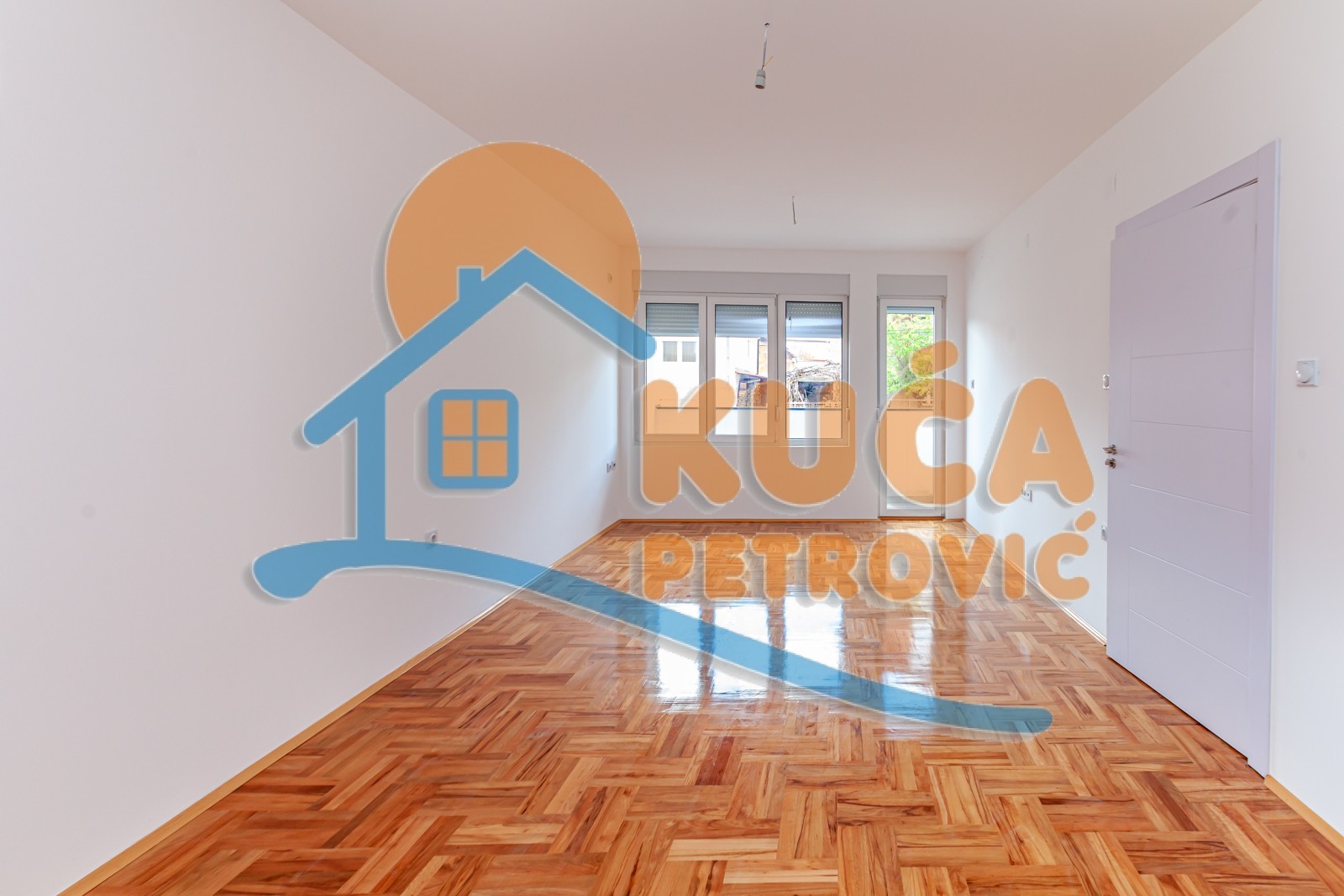 Trosoban stan, 58.6 m2, Pantelej, Borska ID: p-08594 3