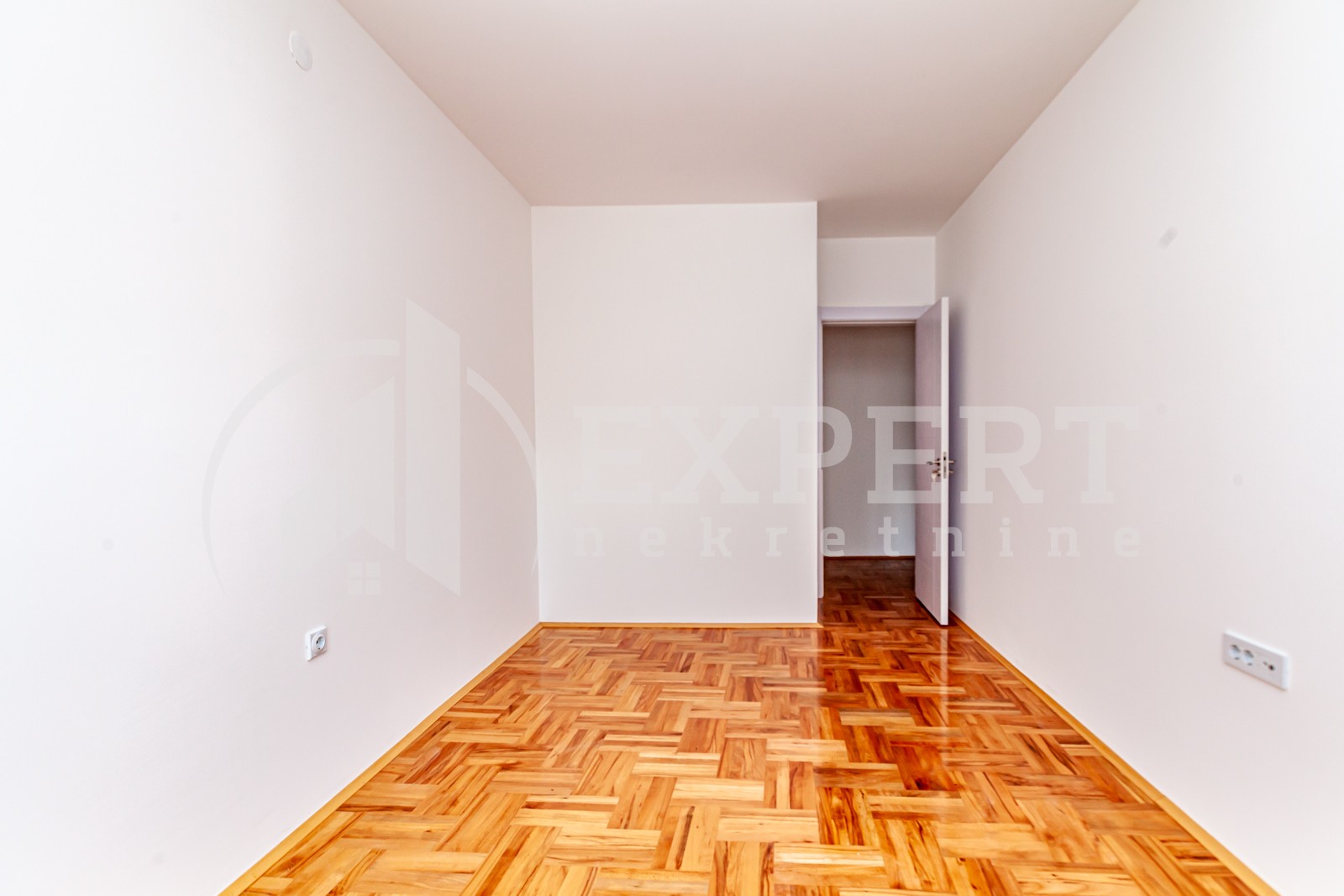 Trosoban stan, 58.67 m2, Pantelej, Borska ID: p-08590 9