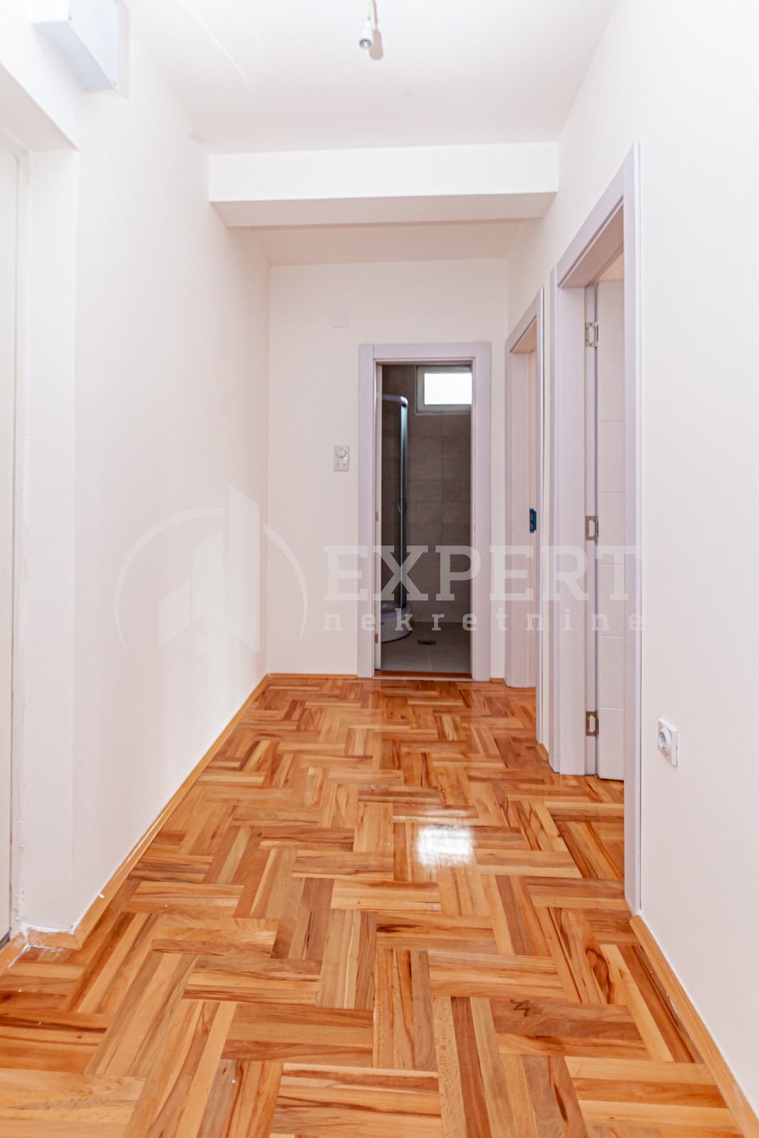 Trosoban stan, 59.72 m2, Pantelej, Borska ID: p-08591 5