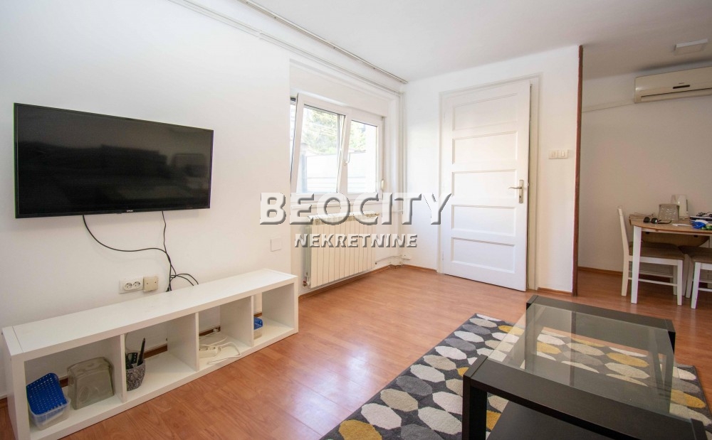 Trosoban stan, 60 m2, Južni bulevar, Kneza Stracimira ID: 108830 4