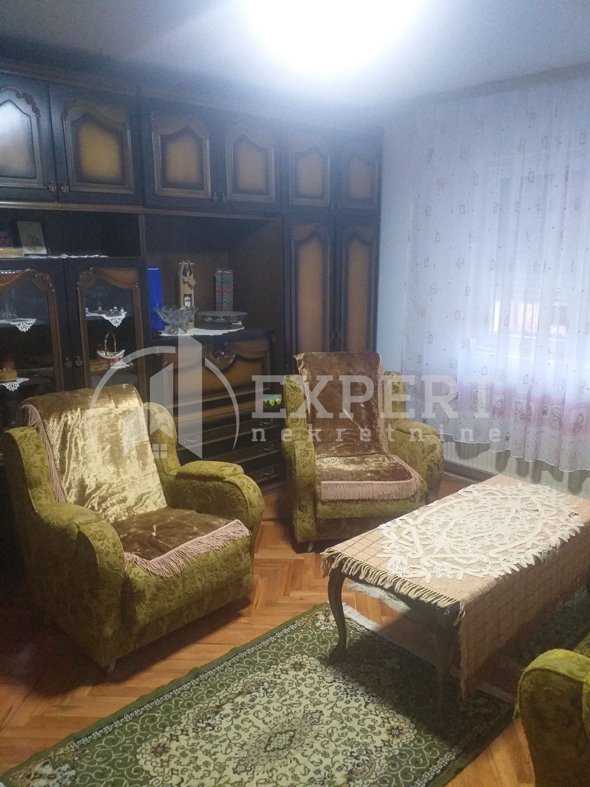 Trosoban stan, 64 m2, Tehnički fakulteti, Miluna Tošića Luna ID: i-08030 4