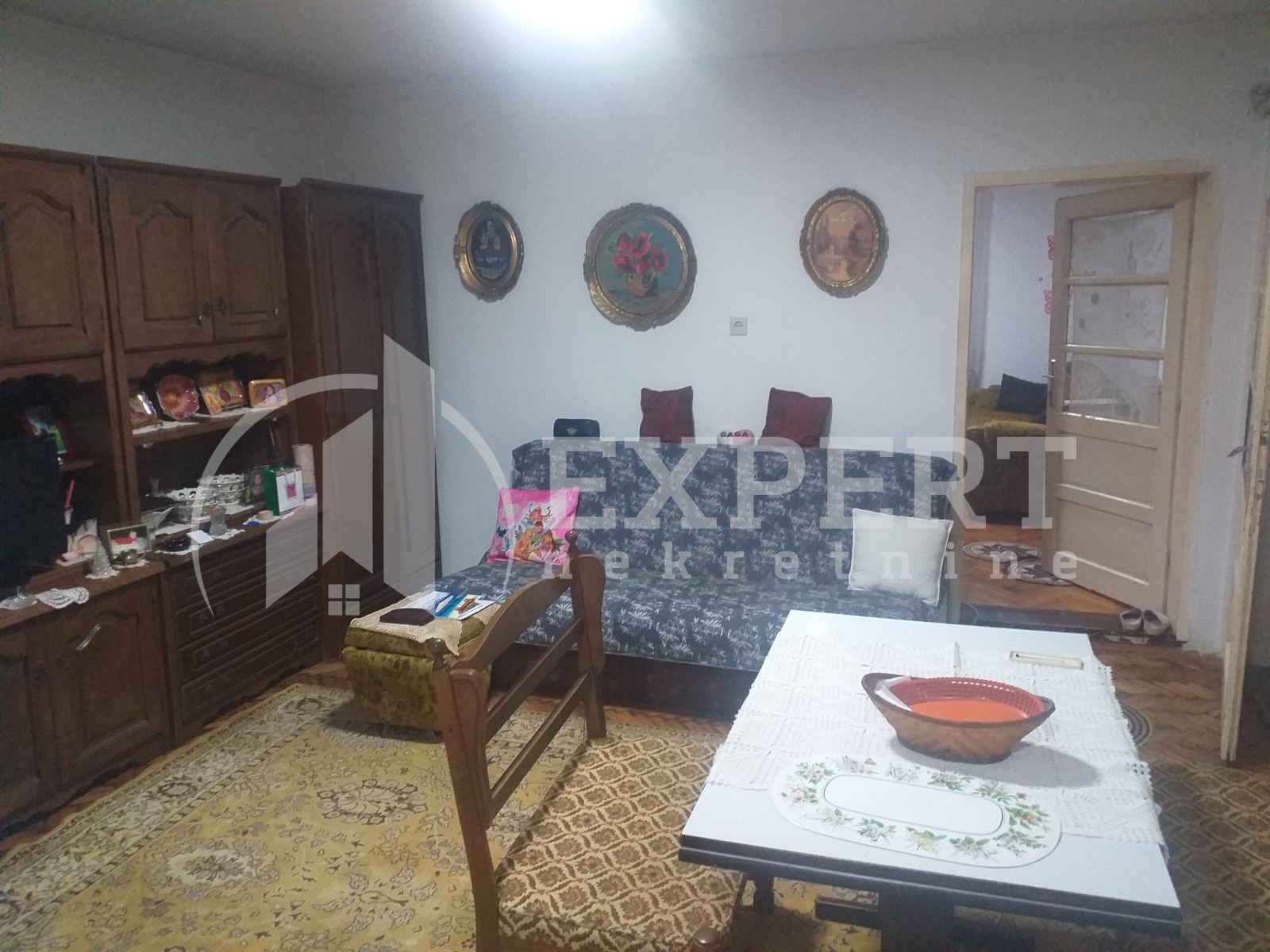 Trosoban stan, 64 m2, Tehnički fakulteti, Miluna Tošića Luna ID: i-08030 5