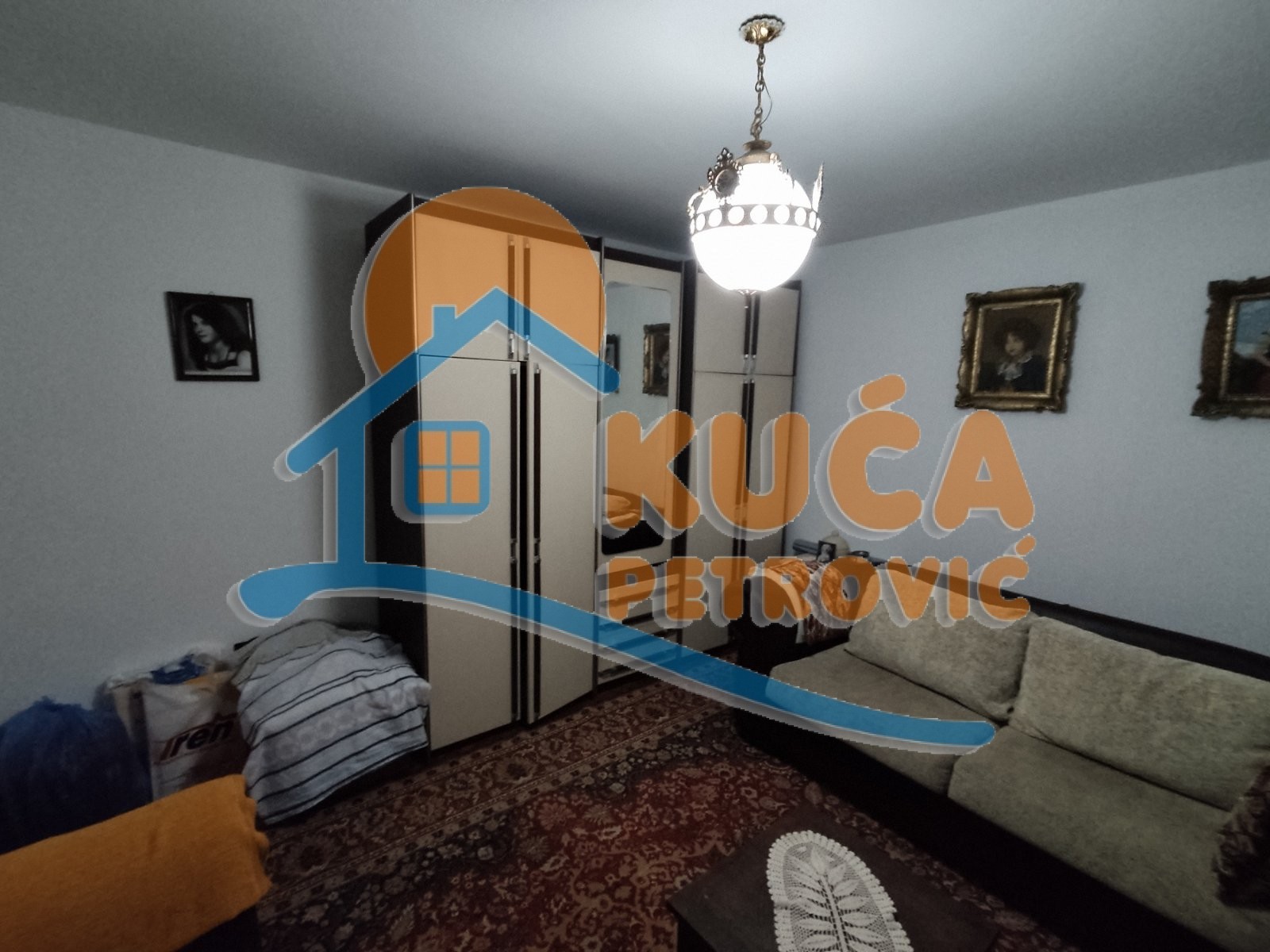 Trosoban stan, 64 m2, Tehnički fakulteti, Miluna Tošića Luna ID: i-08030 8