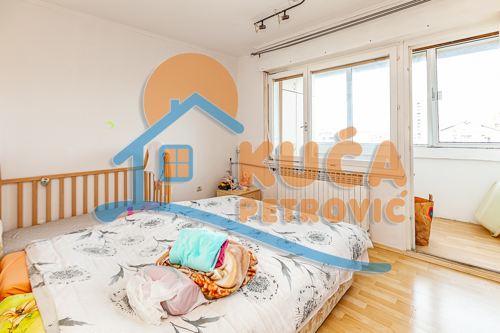 Trosoban stan, 72 m2, Marger, Episkopska ID: p-09992 6