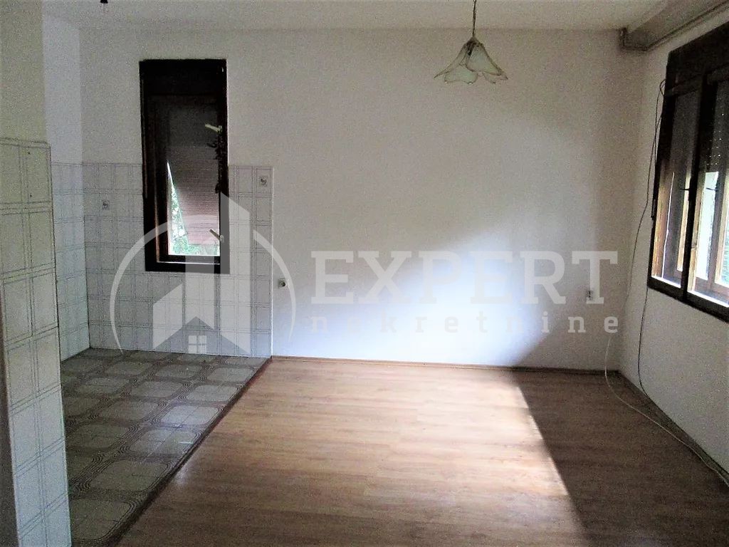 Trosoban stan, 76 m2, Durlan, Knjazevačka ID: p-03312 3