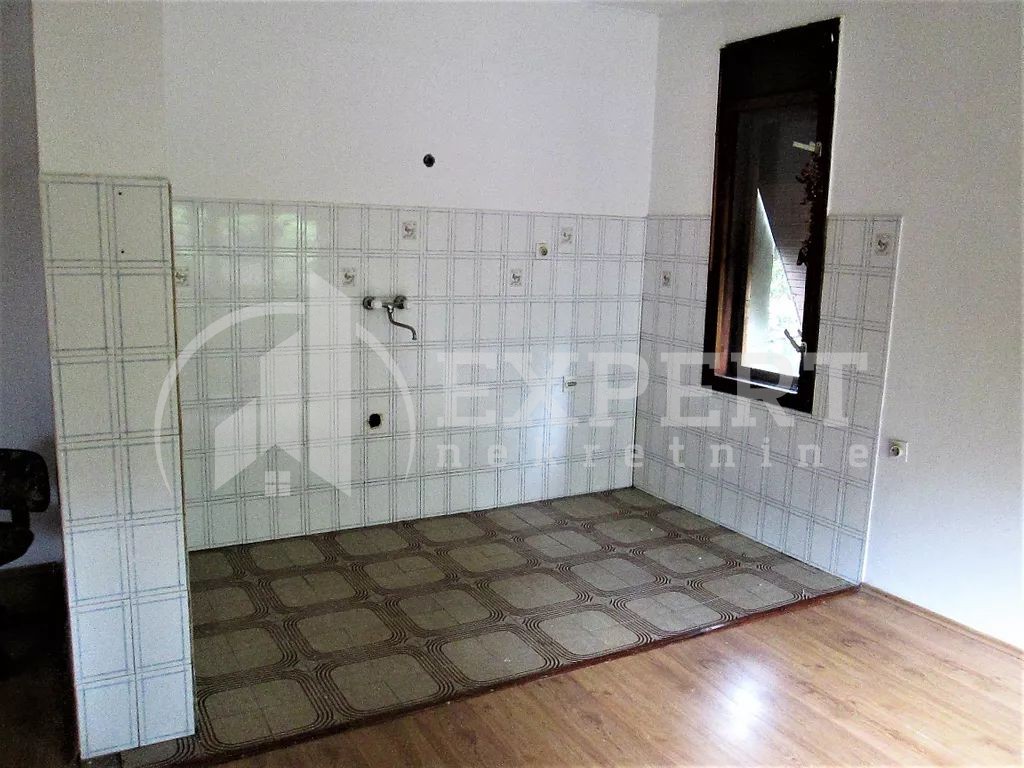 Trosoban stan, 76 m2, Durlan, Knjazevačka ID: p-03312 4