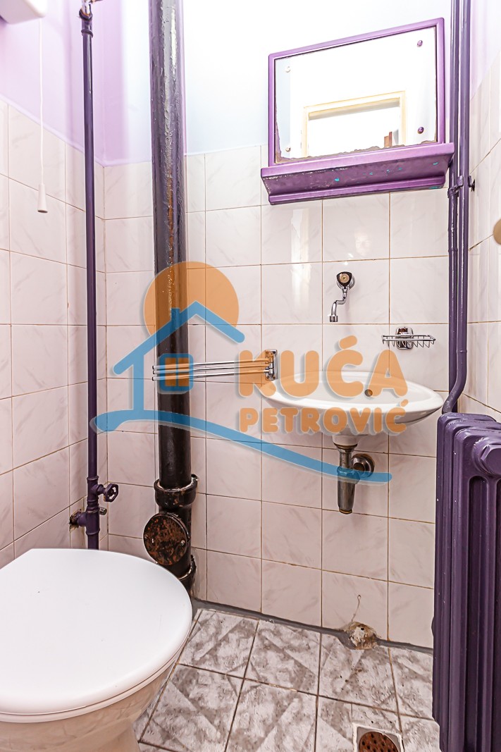 Trosoban stan, 78 m2, Centar, Svetozara Markovića ID: p-010497 8