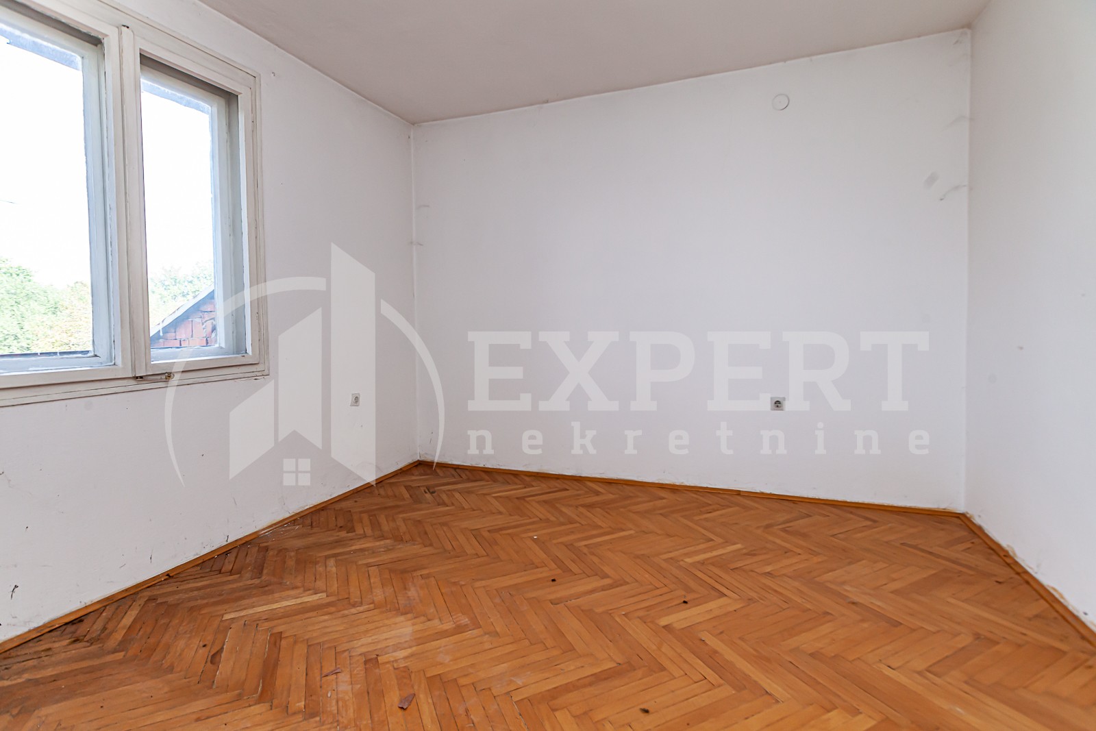 Trosoban stan, 80 m2, Ćele kula, Ljubomira Nikolića ID: p-09762 1