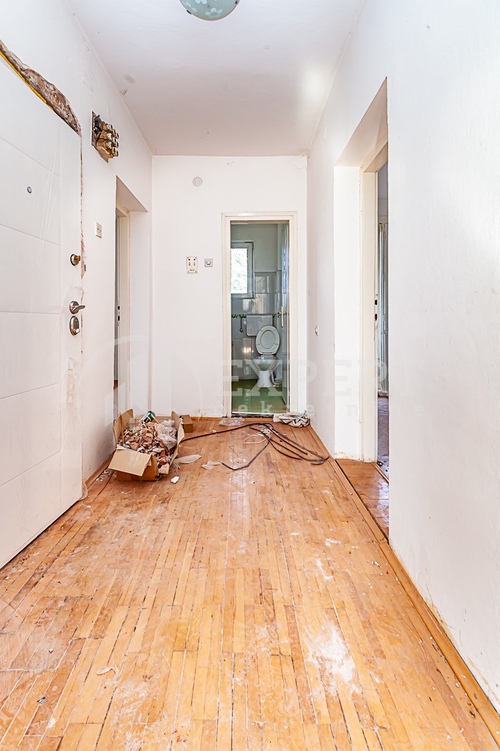 Trosoban stan, 80 m2, Ćele kula, Ljubomira Nikolića ID: p-09762 7