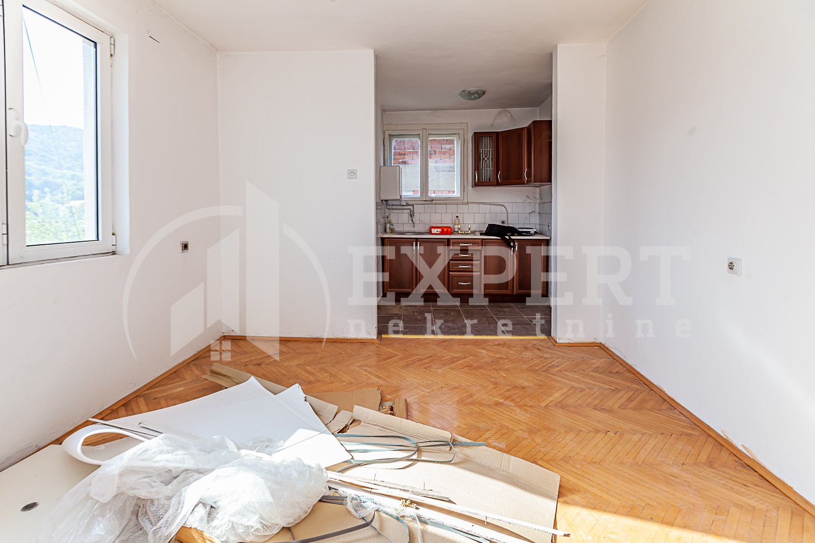 Trosoban stan, 80 m2, Ćele kula, Ljubomira Nikolića ID: p-09762 9