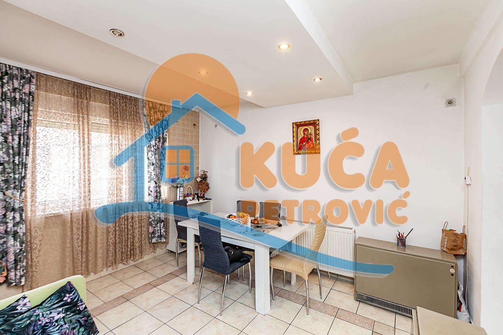 Trosoban stan, 80 m2, Palilula, Božidarčeva ID: p-010976 1