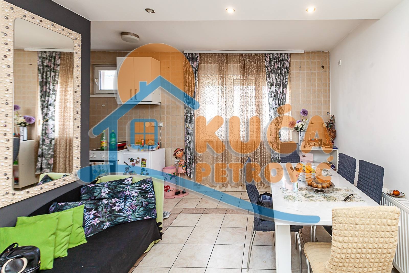 Trosoban stan, 80 m2, Palilula, Božidarčeva ID: p-010976 2