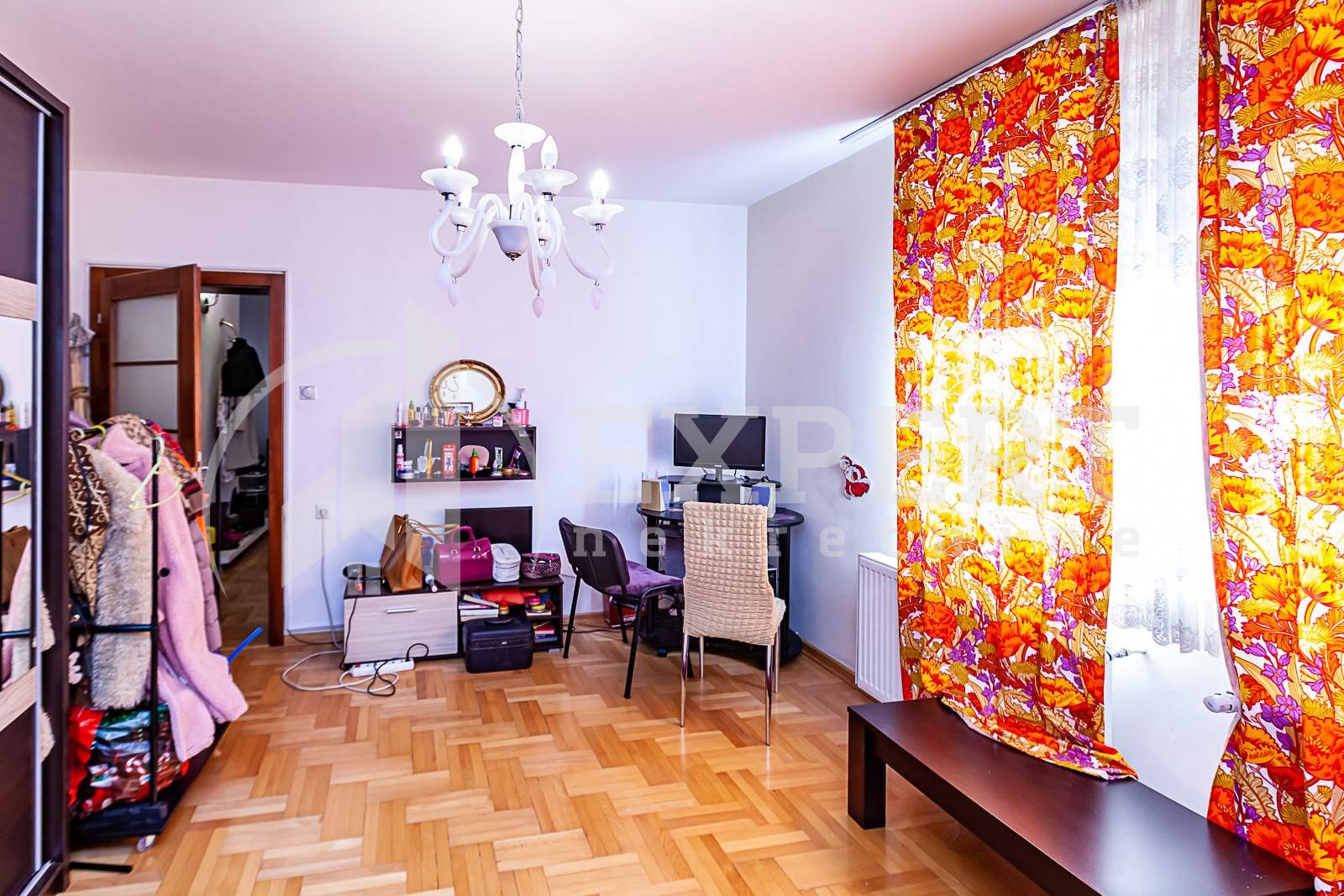 Trosoban stan, 80 m2, Palilula, Božidarčeva ID: p-010976 16