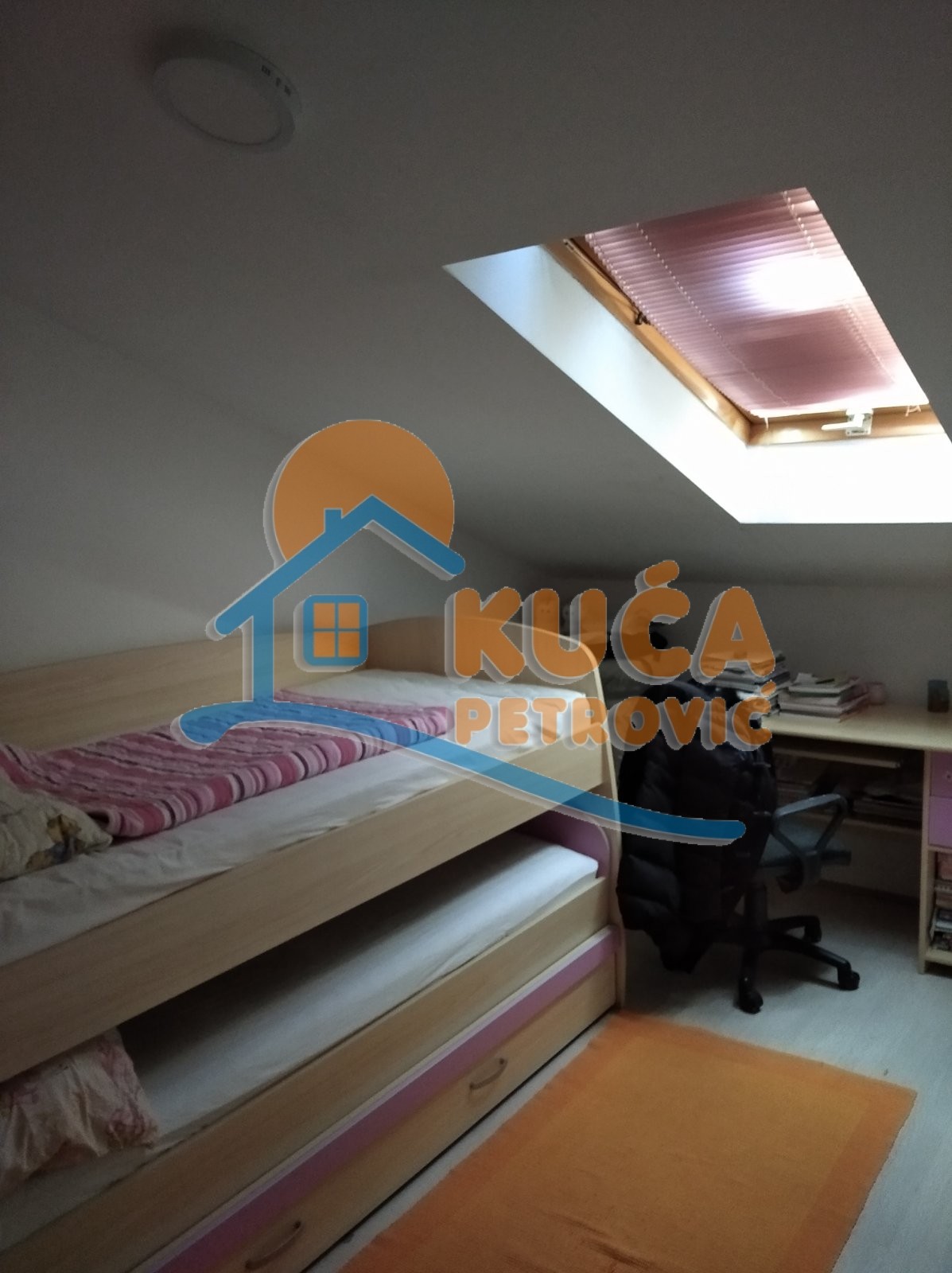 Trosoban stan, 80 m2, Pantelej, Studenička ID: p-05141 20