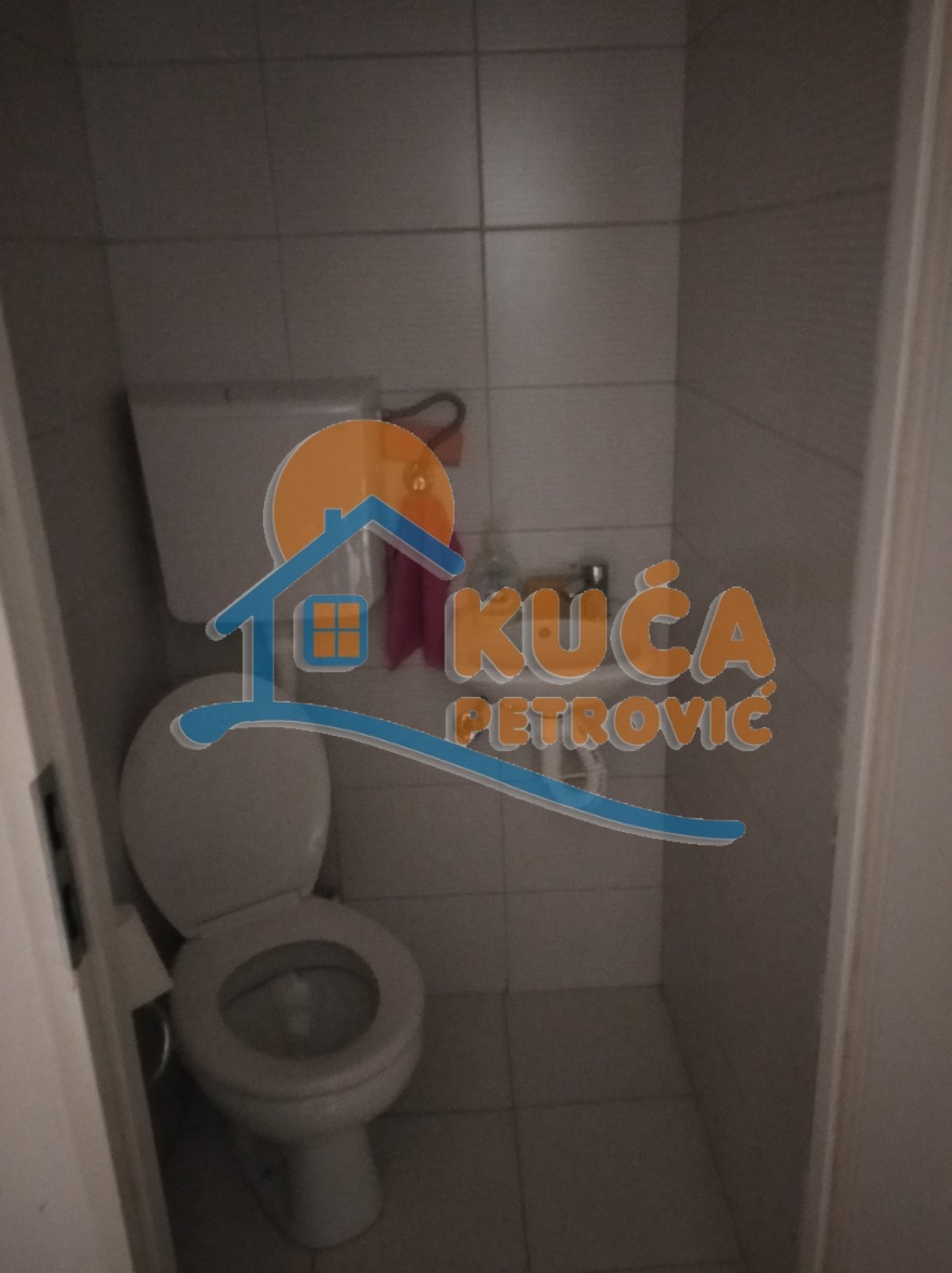 Trosoban stan, 80 m2, Pantelej, Studenička ID: p-05141 24