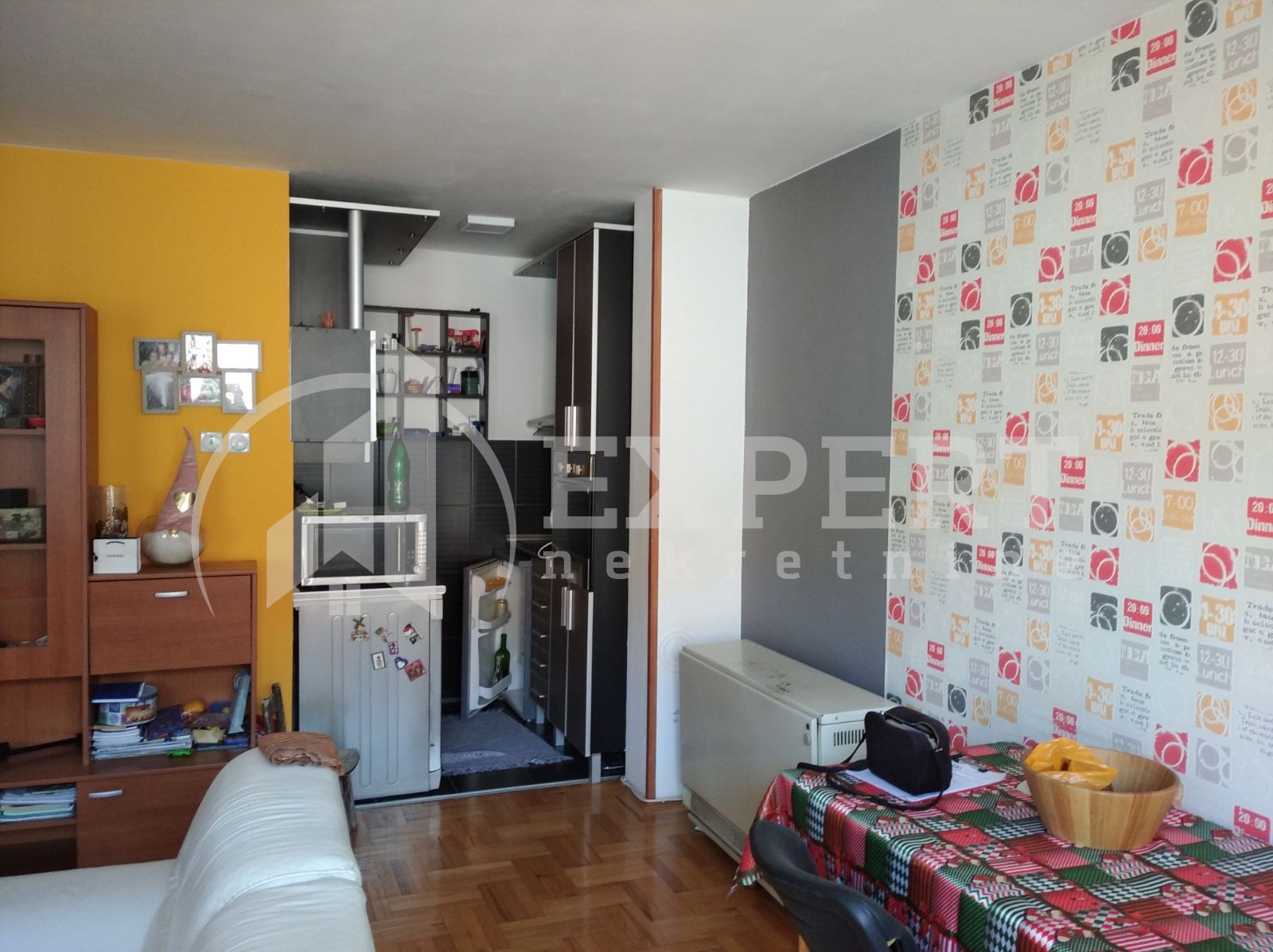 Trosoban stan, 80 m2, Pantelej, Studenička ID: p-05141 21