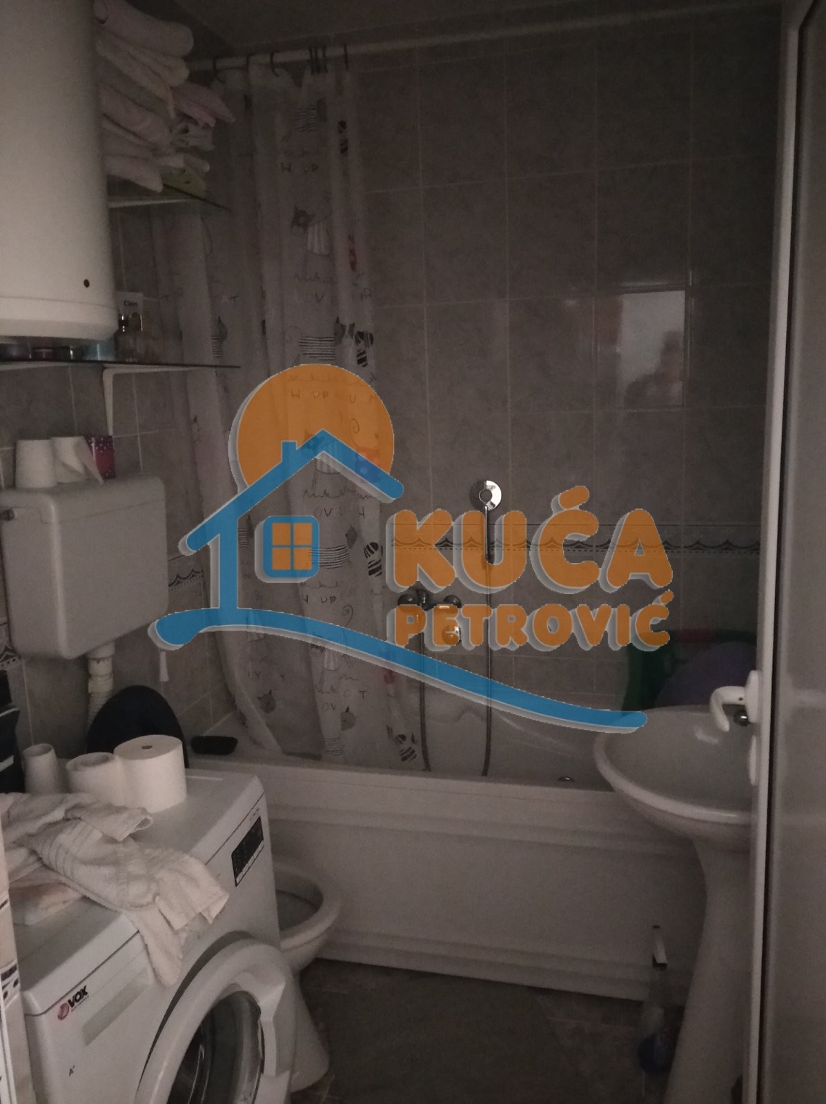 Trosoban stan, 80 m2, Pantelej, Studenička ID: p-05141 12