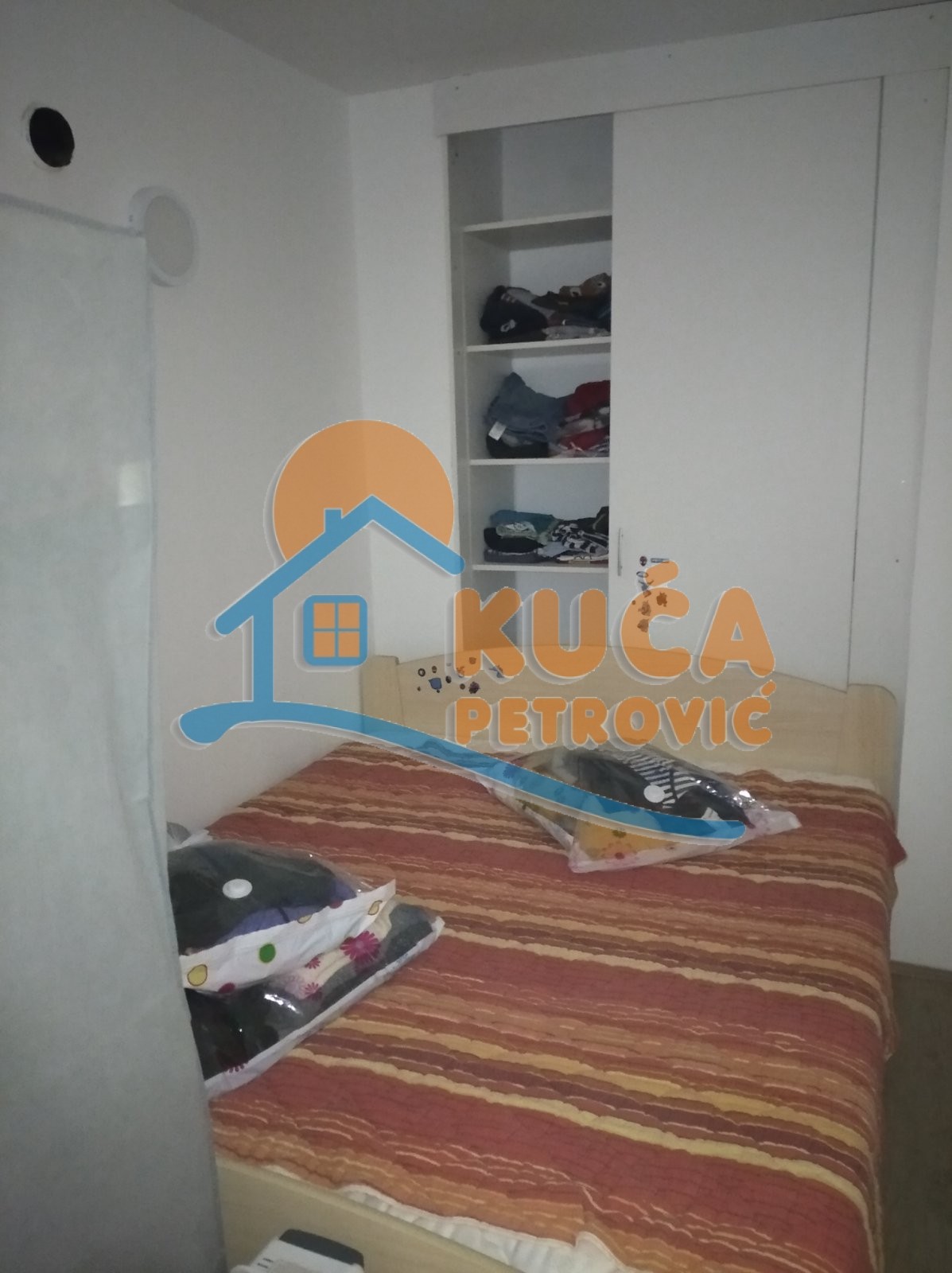 Trosoban stan, 80 m2, Pantelej, Studenička ID: p-05141 14