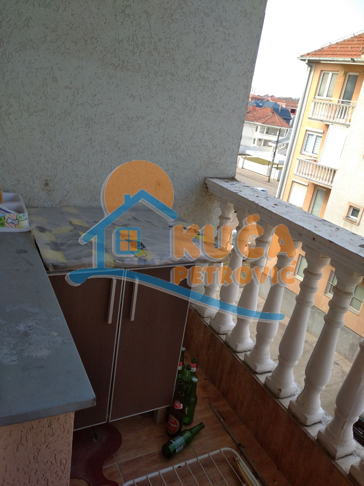 Trosoban stan, 80 m2, Pantelej, Studenička ID: p-05141 16