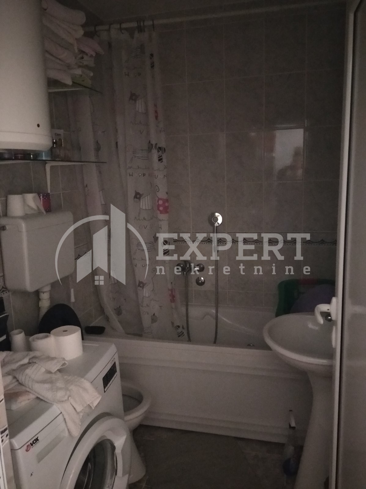 Trosoban stan, 80 m2, Pantelej, Studenička ID: p-05141 12