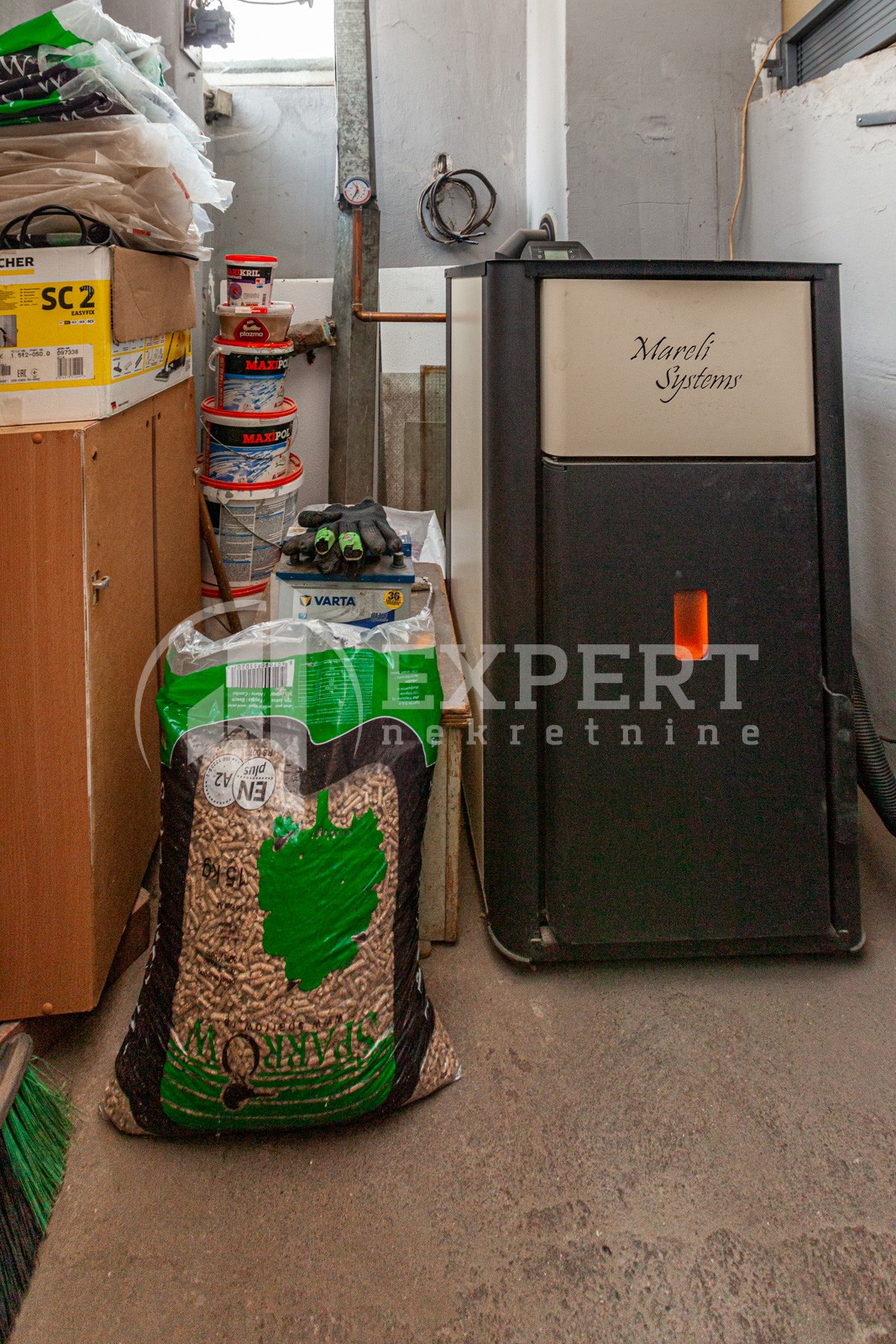 Trosoban stan, 81 m2, Durlan, Kninska ID: p-05014 19