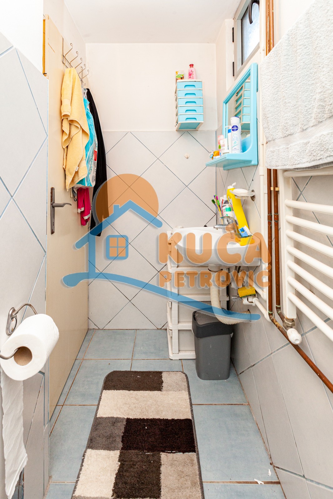 Trosoban stan, 81 m2, Durlan, Kninska ID: p-05014 14