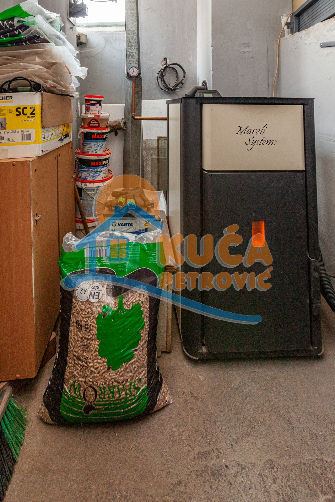 Trosoban stan, 81 m2, Durlan, Kninska ID: p-05014 19