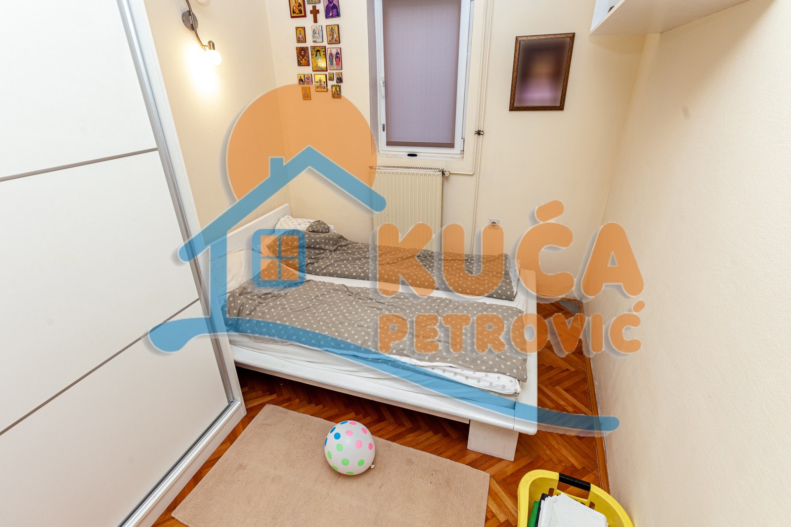 Trosoban stan, 81 m2, Durlan, Kninska ID: p-05014 4