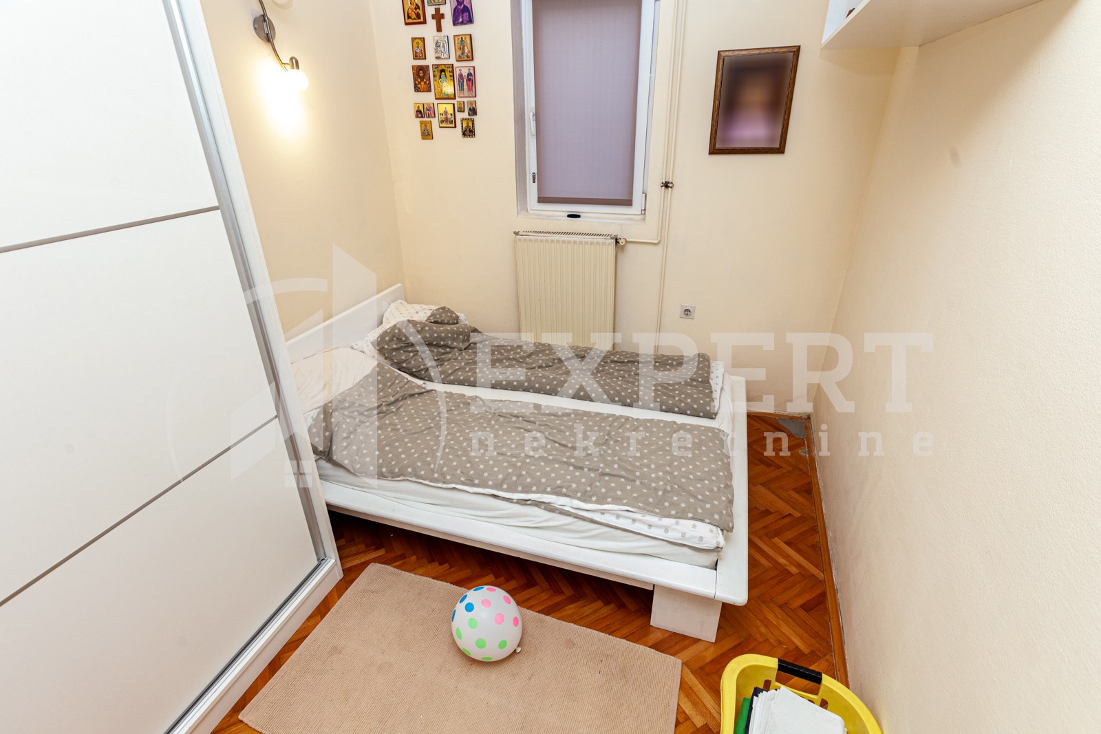 Trosoban stan, 81 m2, Durlan, Kninska ID: p-05014 4