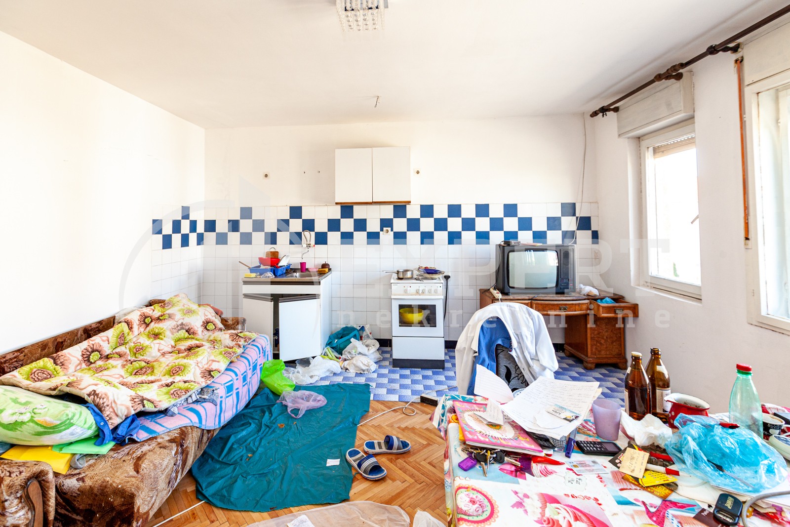 Trosoban stan, 84 m2, Duvanište, Majakovskog ID: p-04007 8