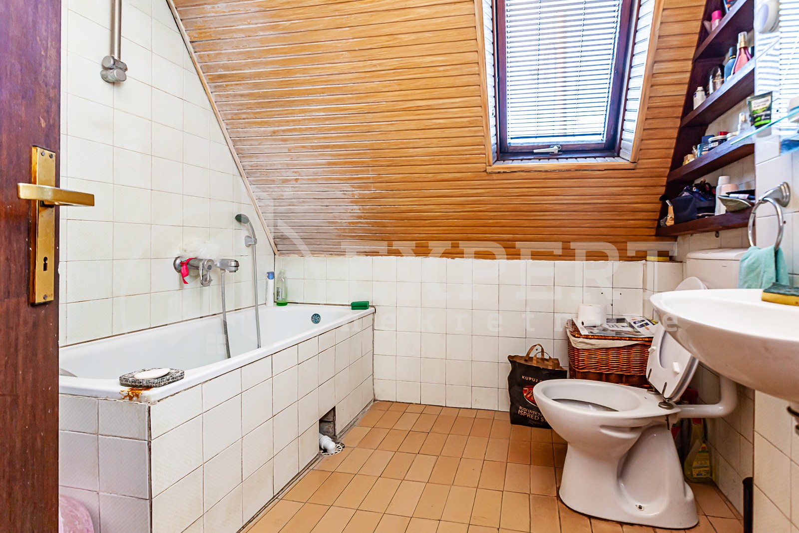 Trosoban stan, 84 m2, Železnička stanica, Dimitrija Tucovića ID: p-010391 12