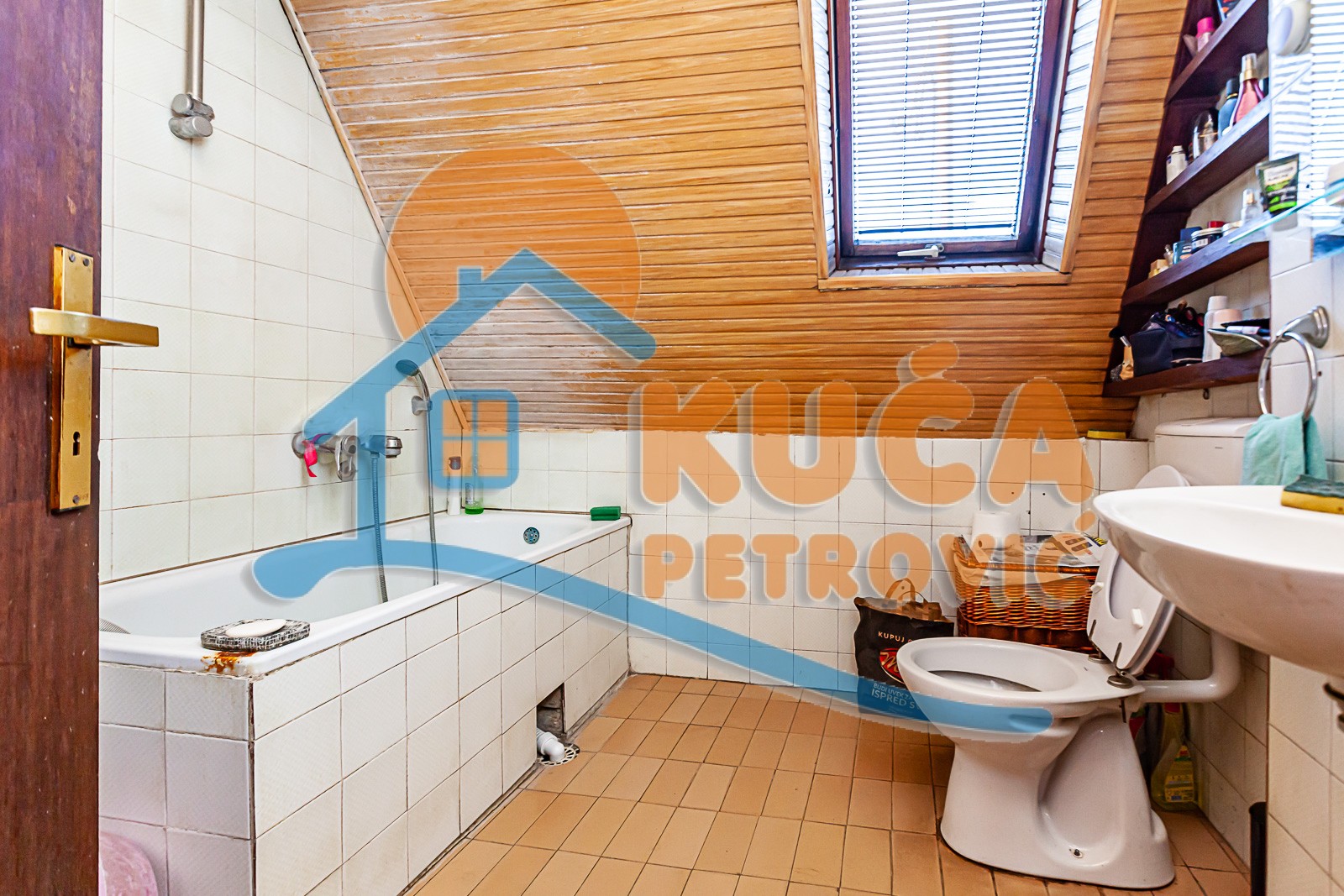 Trosoban stan, 84 m2, Železnička stanica, Dimitrija Tucovića ID: p-010391 12