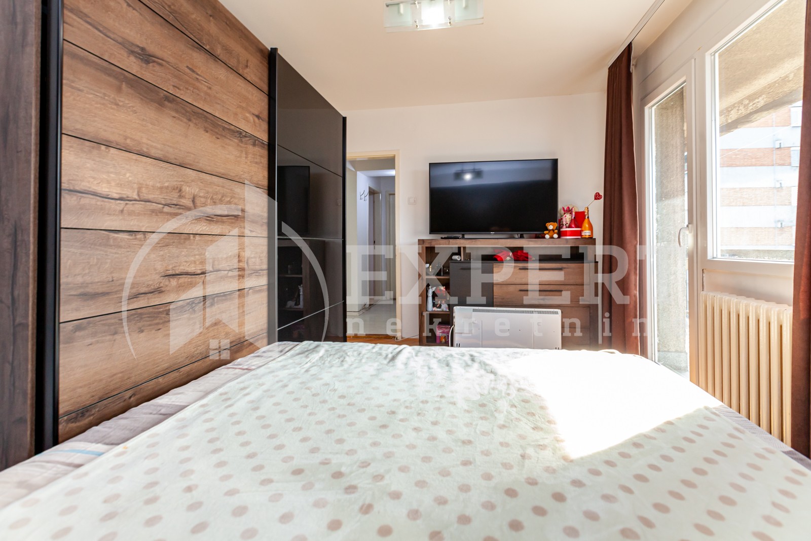 Trosoban stan, 91 m2, Centar, Trg Pavla Stojkovića ID: p-06905 10