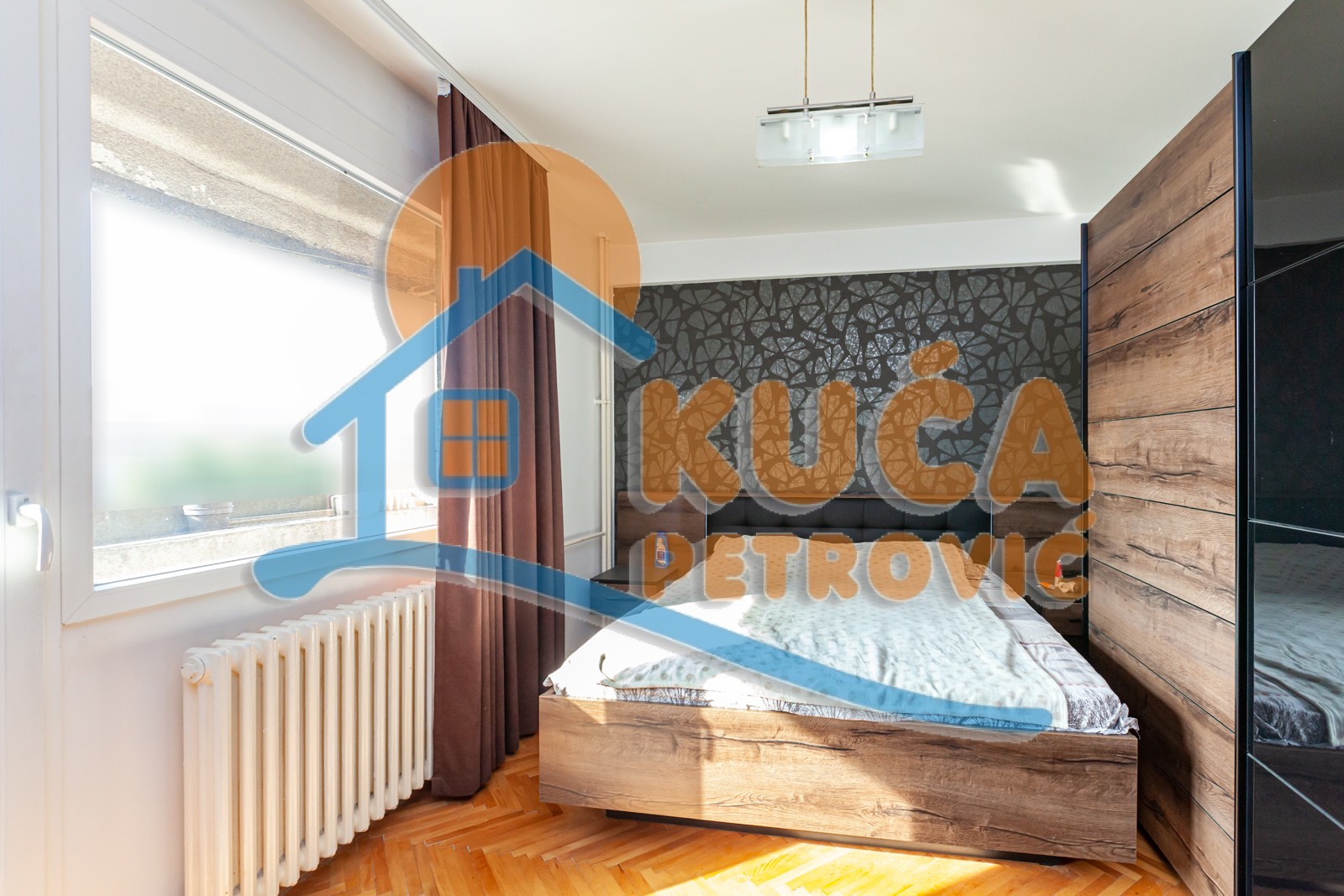 Trosoban stan, 91 m2, Centar, Trg Pavla Stojkovića ID: p-06905 3