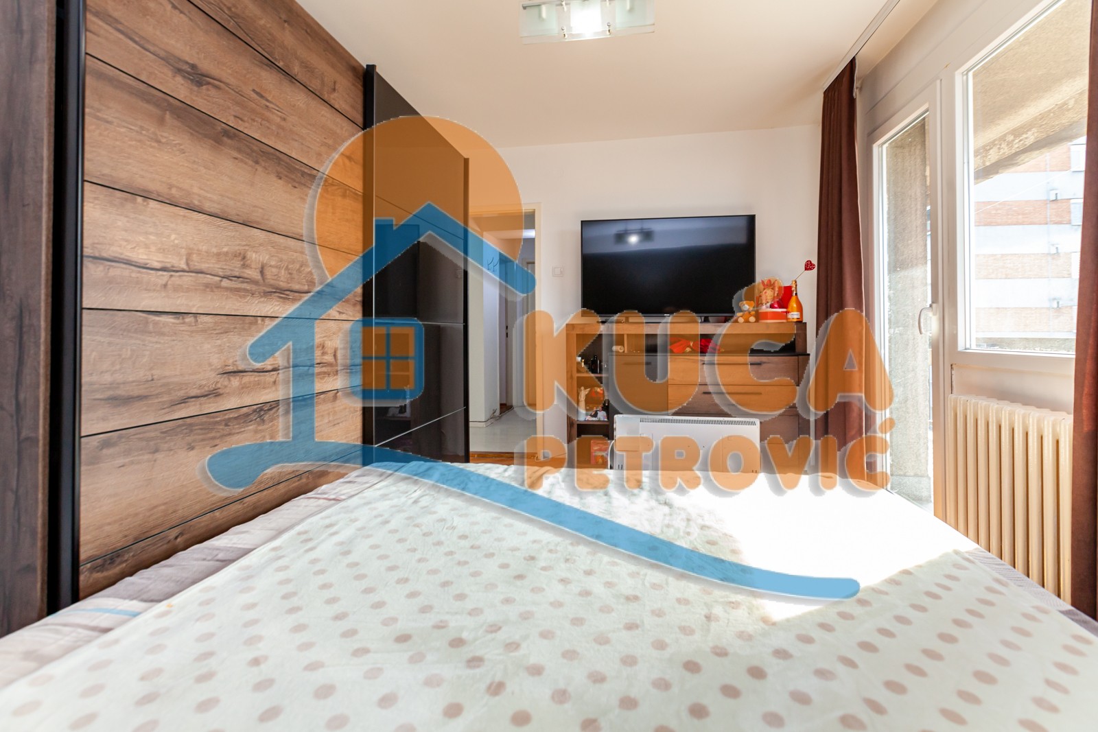 Trosoban stan, 91 m2, Centar, Trg Pavla Stojkovića ID: p-06905 10