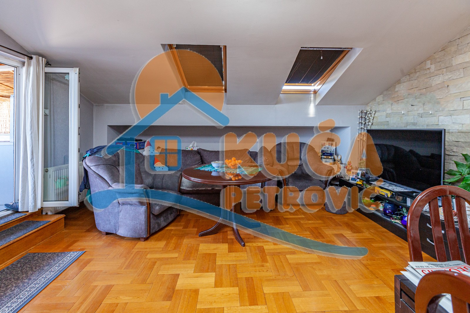 Trosoban stan, 95 m2, Centar, Generala Milojka Lešjanina ID: p-06096 6