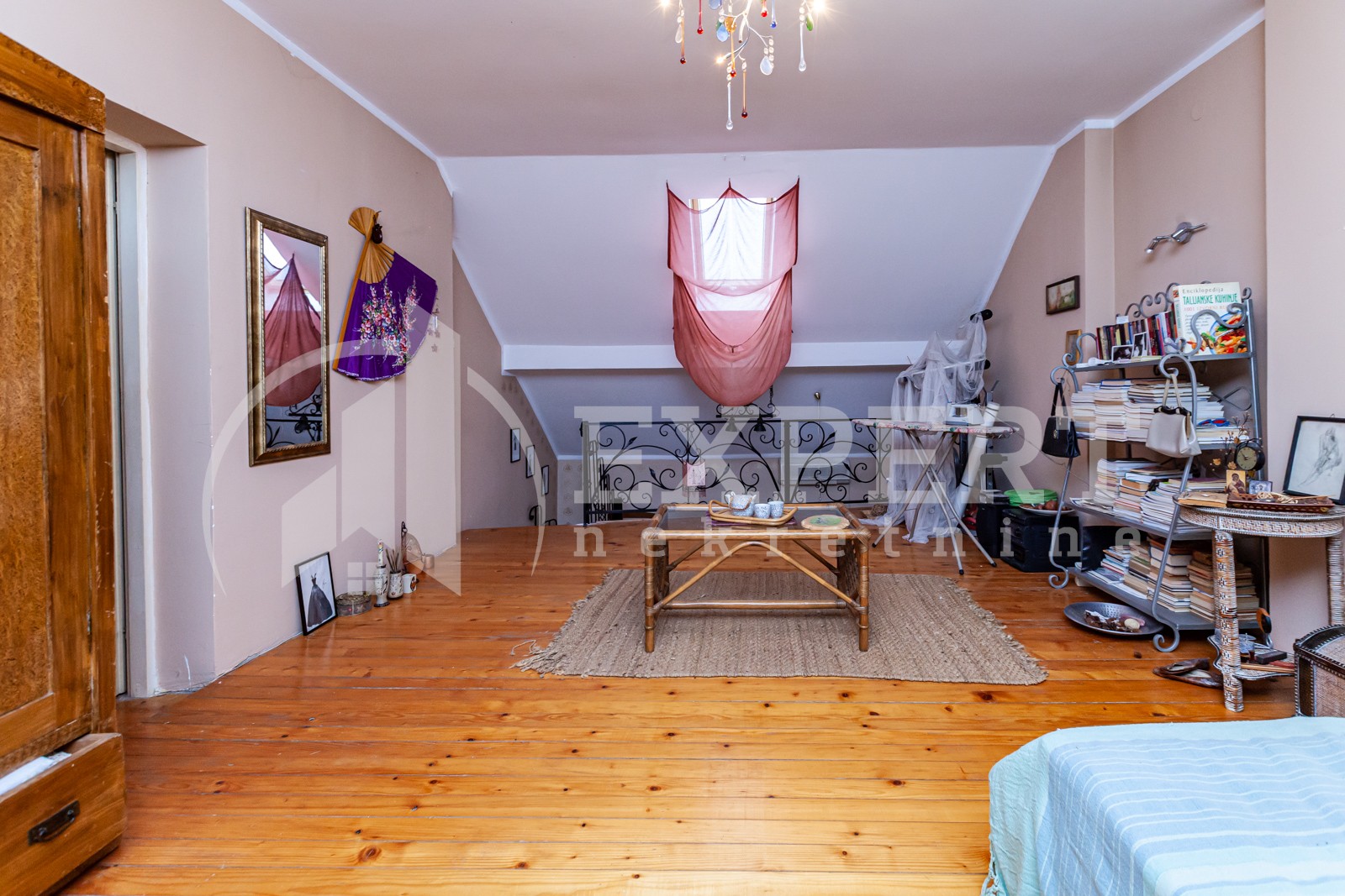 Trosoban stan, 95 m2, Medijana, Rentgenova ID: p-07384 8