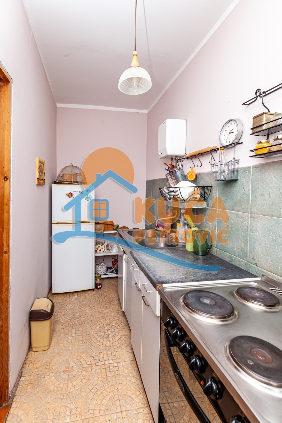 Trosoban stan, 95 m2, Medijana, Rentgenova ID: p-07384 14